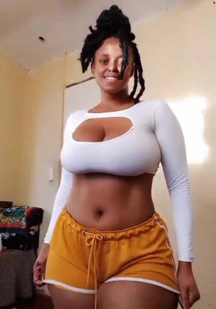 Thick Curvy n Busty w/ Dreads .. We Need I.D !! #3fCETtk0