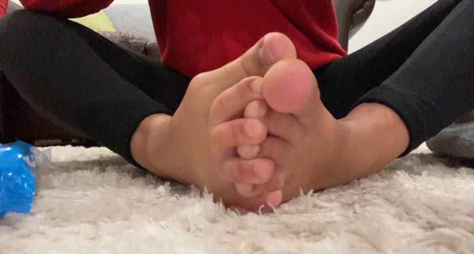 Jenn@ C@lderon Feet, Self Worship, Joi, and Footjob Sim #BK5MssiR