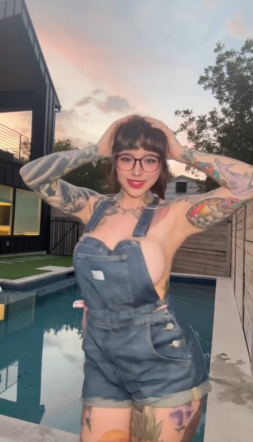 Suicidegirls Juneeberri #8e5ZZAWl