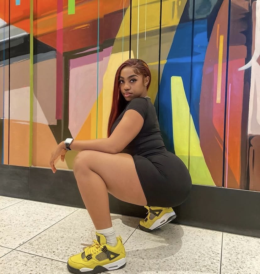 Nice Girl very sensual.*💛🍰espléndido twerking BBL.*🍑🔥🔥🔥 #mKFVFDGP